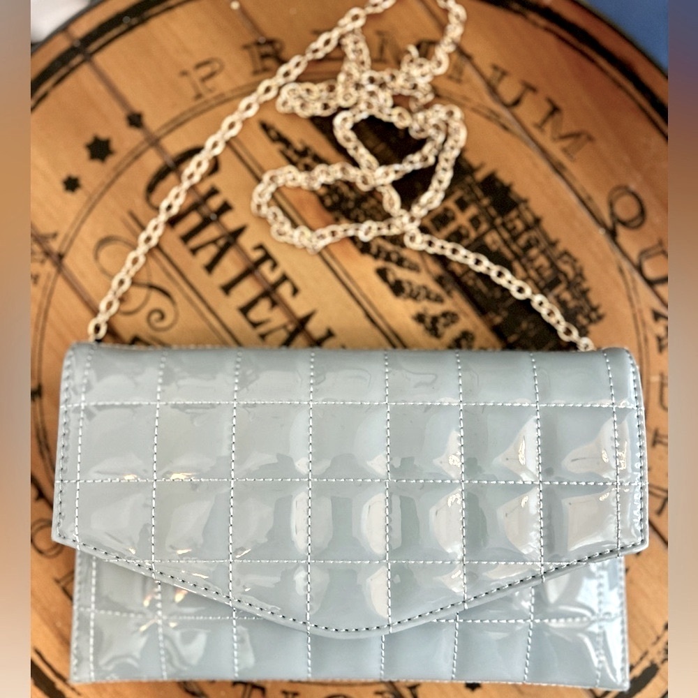 🌸🌷Crossi Blue Envelope Style Patent Puffy Quilted Crossbody Shoulder Bag Clutch - Picture 2 of 16